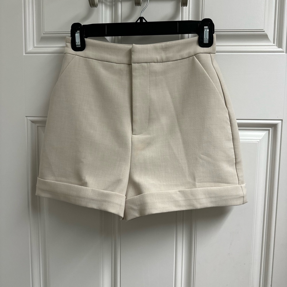 GREY LAB Cream Bermuda Shorts Structured Fit